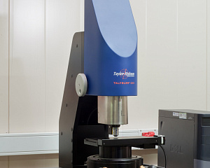 Анализ поверхности с помощью интерферометра  белого света Talysurf CCI 2000