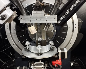 Определение отклонения среза кристаллических подложек на дифрактометре Bruker D8 Discover