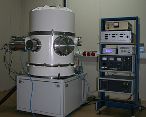 Ионно-пучковое травление, полировка и коррекция формы поверхности малогабаритными и квазипараллельными ионными пучками с использованием стенда ионно-пучкового травления